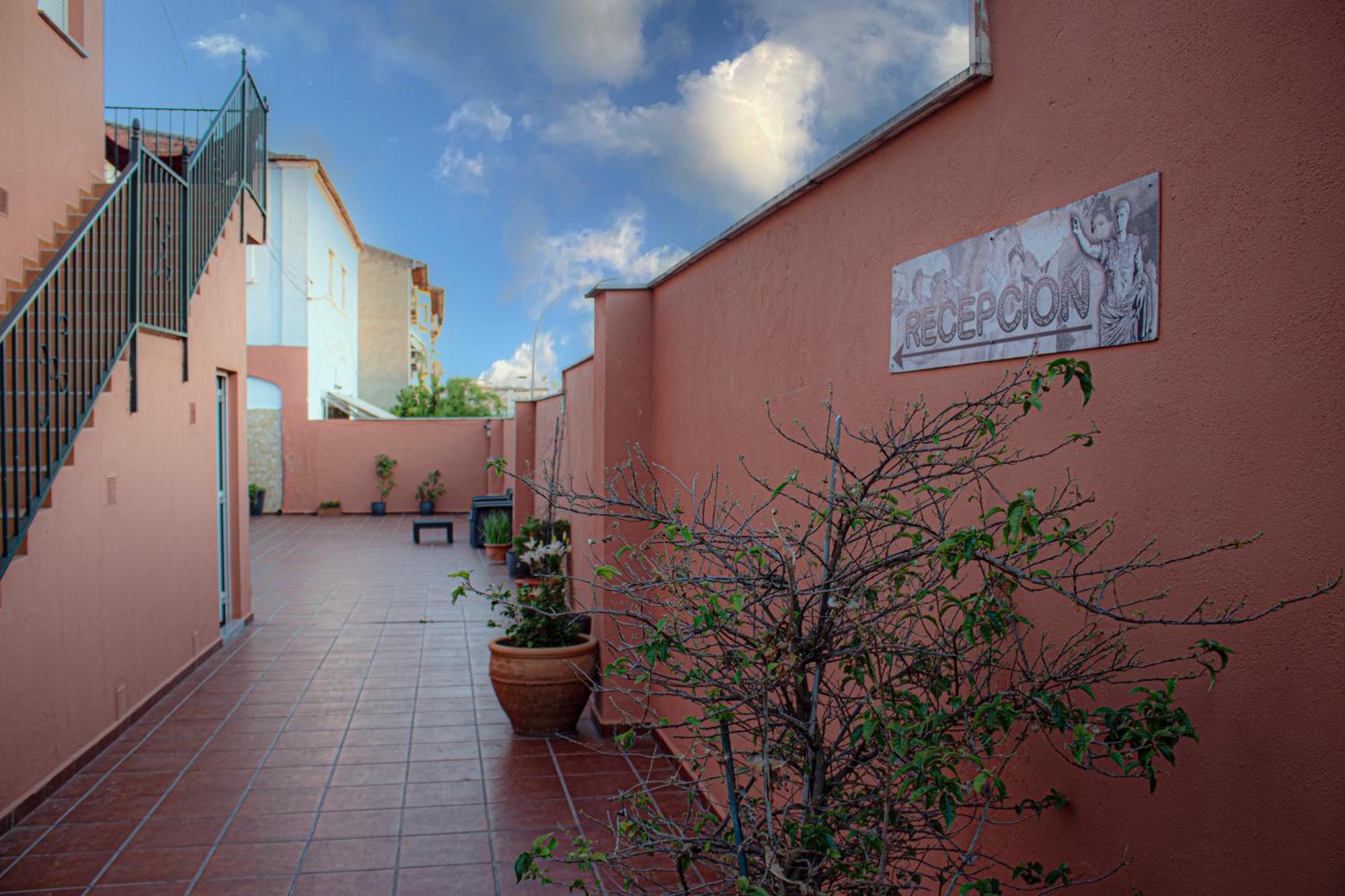 Apartamentos Turisticos Domus Aquae Merida Exterior photo
